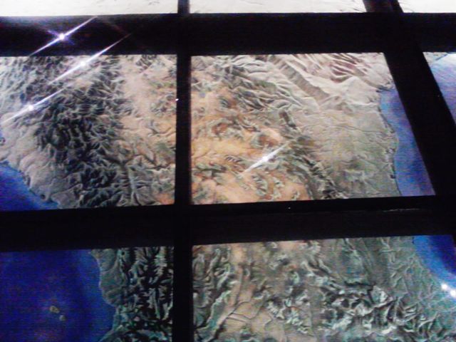 Piso de Cristal Templado sobre Mapa de la Republica Mex